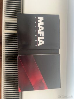 PS 4 pro 1TB - 5