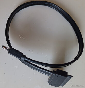 Drobné počítačové komponenty. - 5