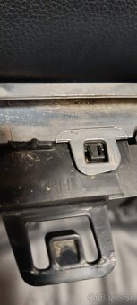 BMW 3 ladvinka mriežka chladič - 5