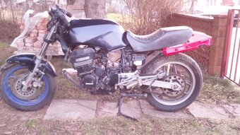 Kawasaki GPZ 900 legenda TOP GUN - 5