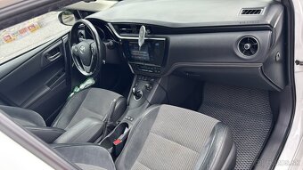 Toyota Auris hybrid 2018 LPG - 5