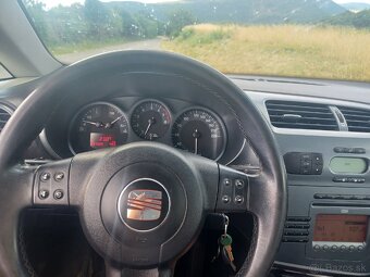 SEAT LEON 1.6 BENZÍN 75KW - 5