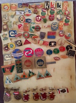 Retro vlajky a odznaky - 5