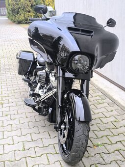 Harley Davidson Street Glide - 5