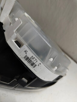 tachometer mazda 2 d01j55430 30€ - 5