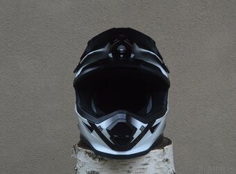 Prilba helma čierna biela mx shot - 5