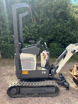 Bagr bobcat e10 mini - 5
