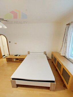 Na prenájom 1 izbový byt, 50 m², Radlinského ul., Staré Mest - 5