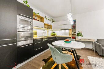 Zrekonštruovaný 2 izbový tehlový byt vo výbornej lokalite, B - 5