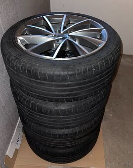 4x letné pneumatiky 225/45 ZR 18 95 W, 4x disky 8x18" - 5