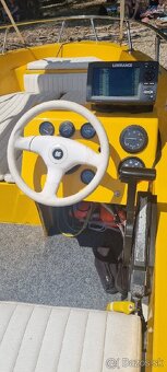 Predám motorový čln,loď - 5