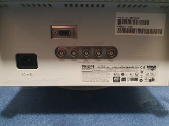 Philips Brilliance 109P4 19" - 5
