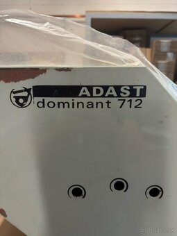 Nástrojářská frézka TOS UNITOS 2 6814 - 5