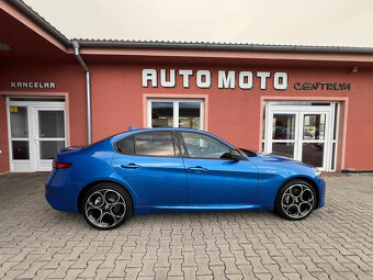 Alfa Romeo Giulia 2023 2.0 Veloce 206 kW - 5
