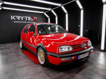 Volkswagen Golf VR6 - 5