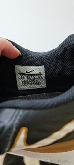 Originál NIKE halovky 42 - 5