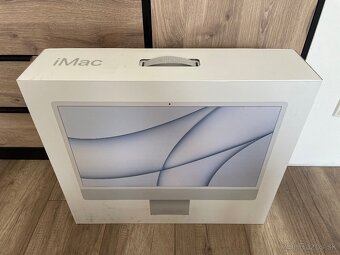 Apple iMac 24 4.5K M1 8-core 512 GB SSD + klávesnica a myš - 5
