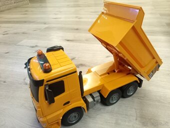 RC STROJE / VOZIDLA - 5