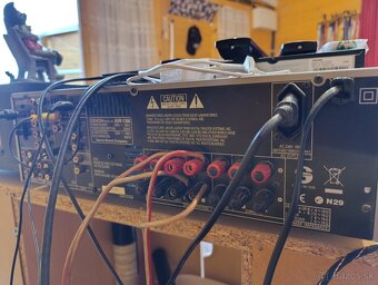 Denon avr 1306 - 5