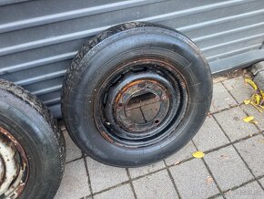 Tatra 603- kolesa - s pneumatikami- KOTUCOVKA- 4 ks - 5