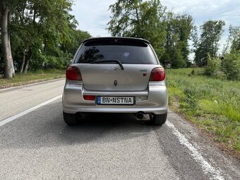 Toyota Yaris TS 1.5 VVTI - 5