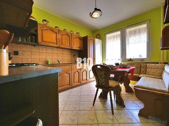 EXKLUZÍVNE na predaj 4-izbový byt, 80 m² + loggia, pivnica - - 5