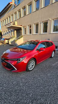 Toyota Corolla TS 1.8 Hybrid Executive (2019) - 5