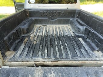 Toyota Hilux 2.5 d4d 4x4 - 5
