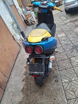 Aprilia SR 50 - 5