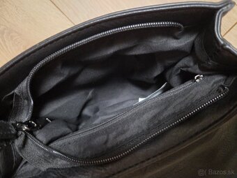 Guess kabelka čierna - 5