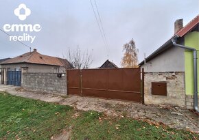 ❗ZNÍŽENÁ CENA - 79 990€❗Na predaj starý 2 izbový rodinný dom - 5