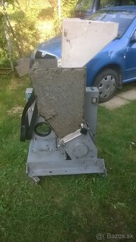 granulátory Piovan - 5