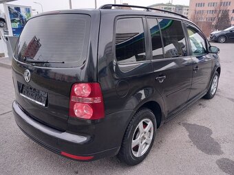 VW Touran 1.9 TDI .6ti-kvalt . Model 2008 - 5