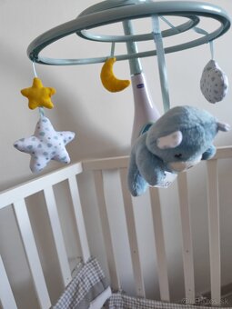 Predám kolotoč nad postieľku Chicco - 5