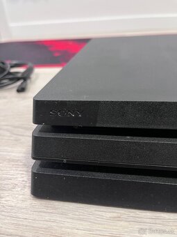 Playstation 4 + - 5