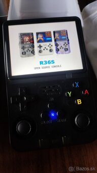 Nova herna konzola R36S so 64GB micro sd plnou hier a zabavy - 5