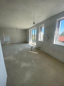Novostavba 2i byt CENTRUM Hlohovec- skolaudovaný 09/2024 - 5