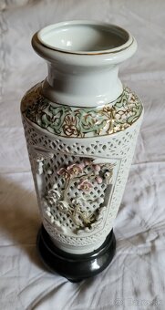 Čínska porcelánová váza s podstavcom - 5