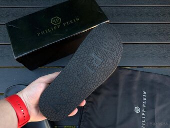 PHILIPP PLEIN slapky full balenie - 5