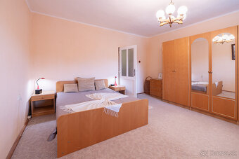 Na predaj 2-generačný rodinný dom v obci Zámutov - 5