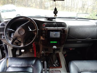 Nissan Patrol Y61 - 5