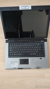 Predám notebook Asus F5N - 5