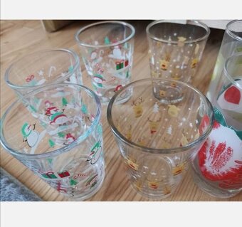 Pohare na vodu 6 a 5ks, pohare na čaj 4js,kávu 2ks - 5