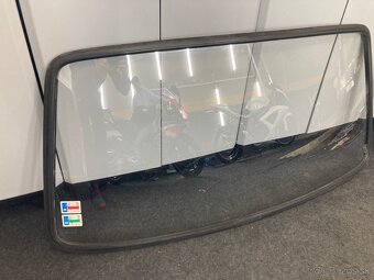 Zadné sklo škoda 120 - 5