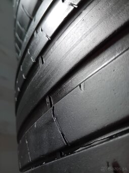 Pirelli Pzero RFT 245/40R20 + 275/35R20 - 5