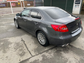Suzuki Kizashi - 5