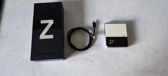 Samsung Galaxy Z Flip 3 - 5