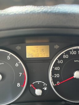 Predám Hyundai accent, benzín+LPG - 5