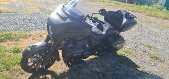 Indian Roadmaster Dark Horse - 5