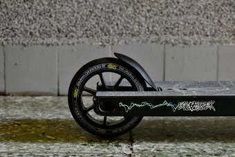 Predám/vymením freestyle kolobežku – Addict Equalizer - 5